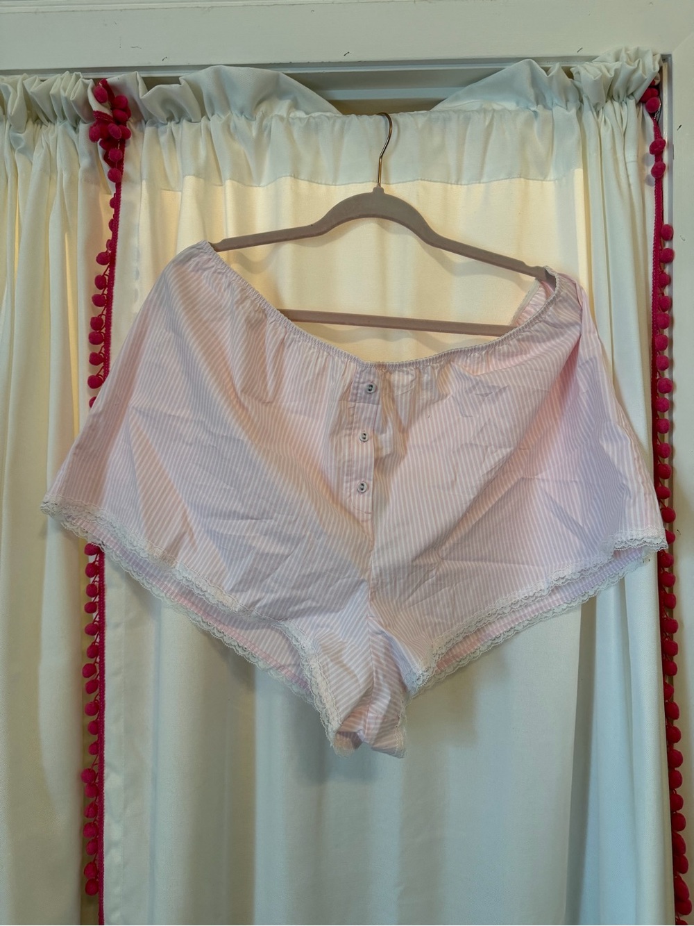 SKIMS Pink & White Pinstripe Lace-Trim Poplin Shorts